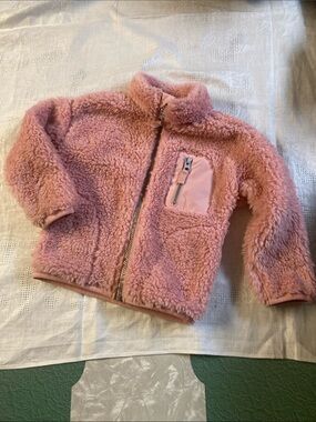 Carters 2T Pink Fleece Girls Jacket. 3 Pockets.
